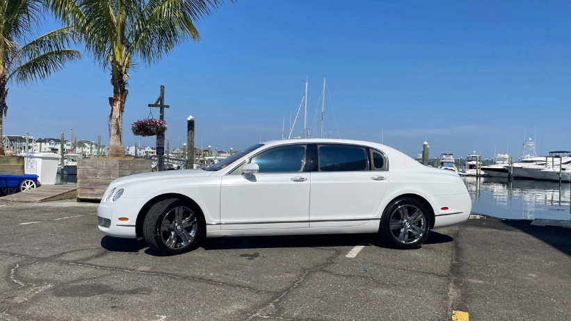 BENTLEY FLYING SPUR WHITE - SEDAN-1