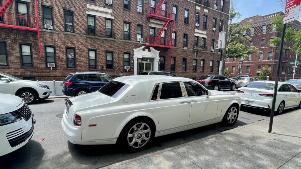 ROLLSE-ROYCE-PHANTOM (4)